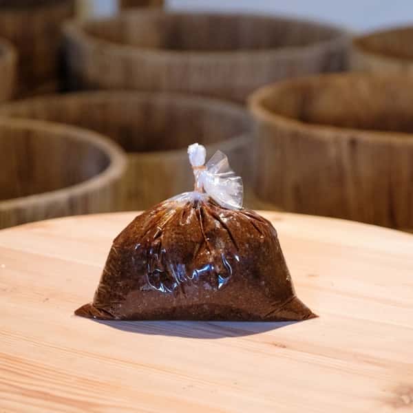 米みそ　恵み　無農薬　1kg袋入　3年熟成