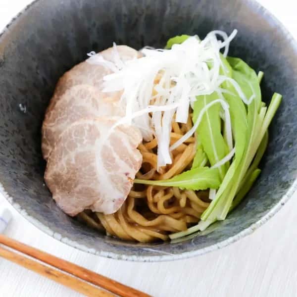 【特選ギフト】しぇんろん名物！油そばギフトセット自家製調味ラー油ふりふり付き