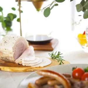 本格製法ベーコン・ハム・ソーセージ＜国産放牧豚の無塩せき燻製セット＞抗生物質不使用豚・食品添加物不使用・独自の二重燻製仕上げ