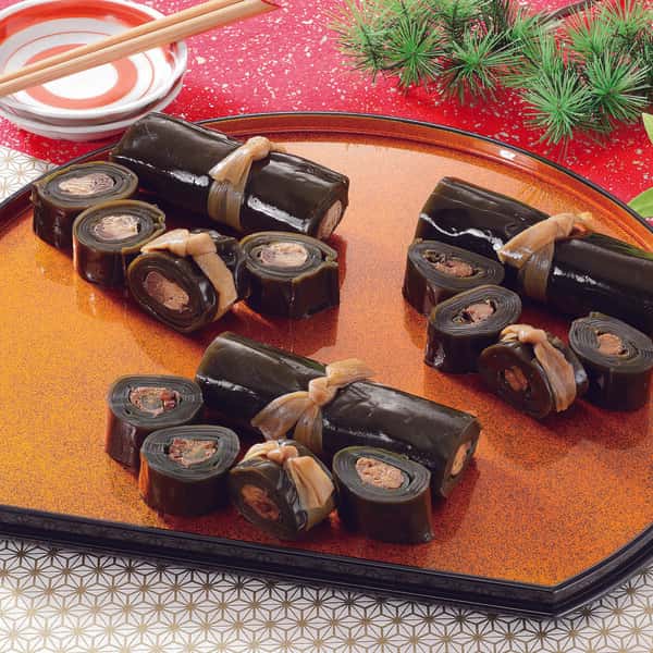 創業以来受け継ぐ伝統的食材〈昆布巻セット〉手作業&こだわりの調味料でやさしい味付けに仕上げた紅鮭昆布巻・にしん昆布巻・たらこ昆布巻の３種セット