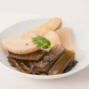 春の旬食材たけのことわかめ使用のおそうざい〈若竹煮〉やさしい味に仕上げた春食材