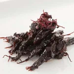 春の旬食材日本海産ほたるいか使用のおそうざい〈ほたるいかいしる煮〉やさしい味に仕上げた春食材