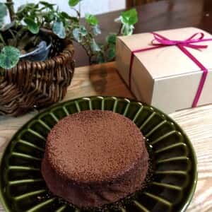 ペルー産有機チョコレート使用＜ふわしゅわ半生ガトーショコラ＞グルテンフリー・乳製品不使用・食品添加物不使用