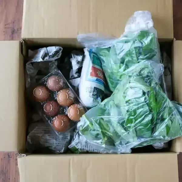 農薬・化学肥料不使用、自然栽培＜農家の食卓・定期便＞お野菜と平飼たまごと、天日干しのあさひ（うるち米・5分づき/玄米）1㎏