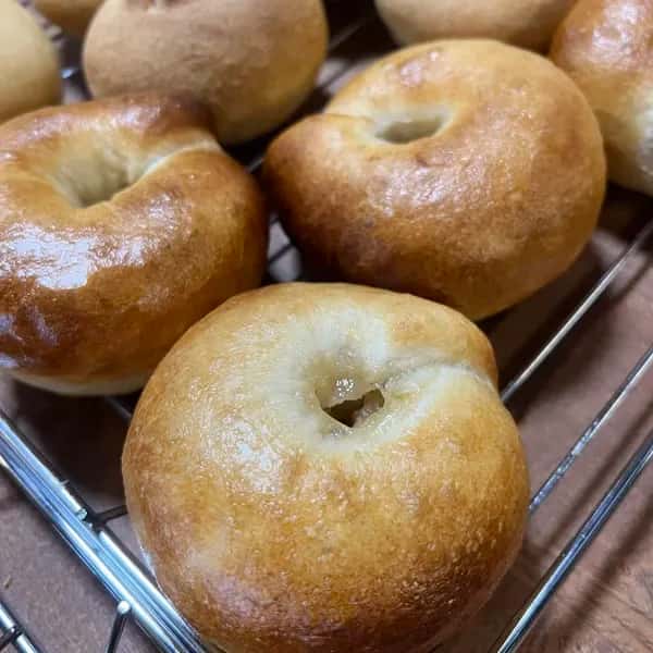 <自家製天然酵母のベーグル詰め合わせセット> 北海道産小麦粉、オーガニック素材使用