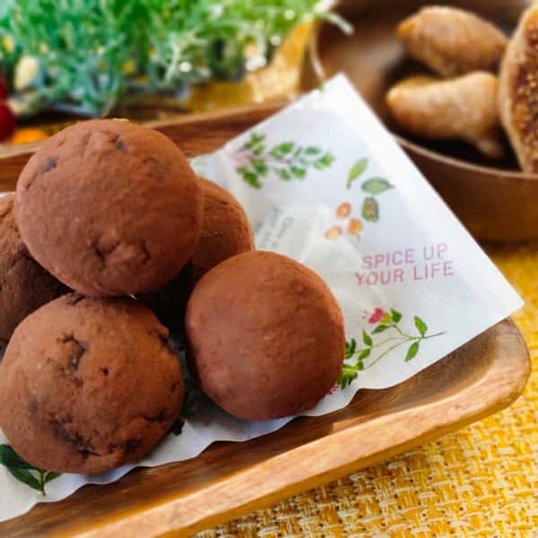 メッセージカードサービス中。ホワイトデーやギフトにおススメ。無添加ドライいちじくの濃厚トリュフカカオ(黒潮町産天日塩使用)＜無添加・グルテンフリー・砂糖不使用＞