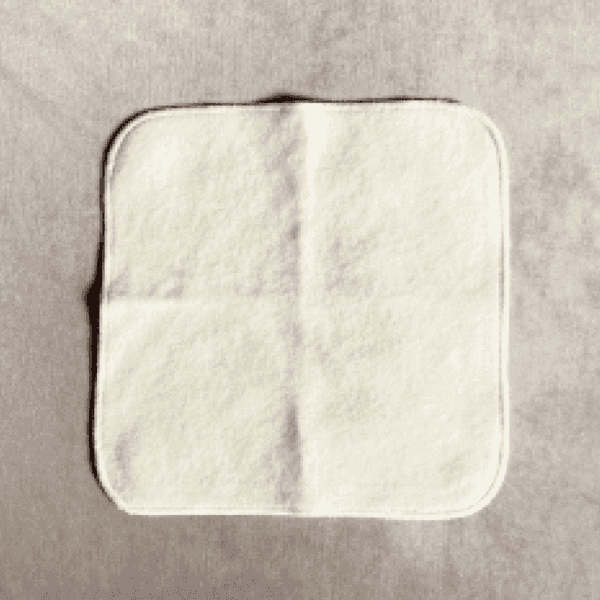 ＜白うさぎのハンカチ＞一切無化学処理のオリジナルのネル布使用