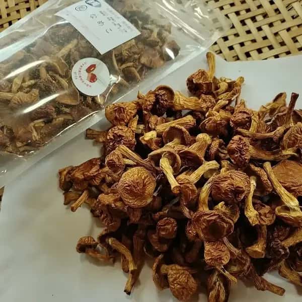 菌床栽培・農薬不使用【乾燥なめこ】旨み凝縮で味噌汁や煮物に最適