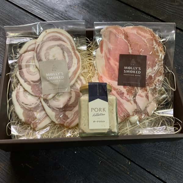 モリーズ ワインのお供に美食セレクト 