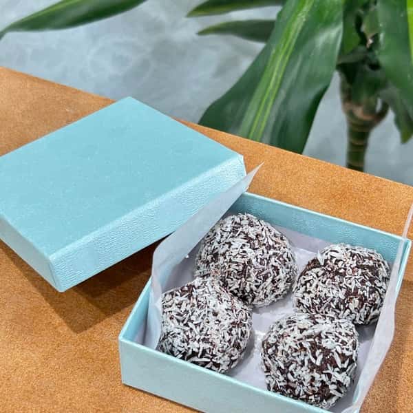 ＜栄養満点エナジーボール4個入り＞＜卵、乳製品、小麦、チョコレート不使用＞