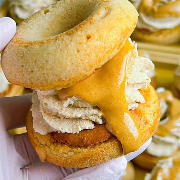 ギフトオススメ！＜ホイップクリームサンド2個セット＞"ストロベリー、きな粉"乳製品、小麦、卵不使用