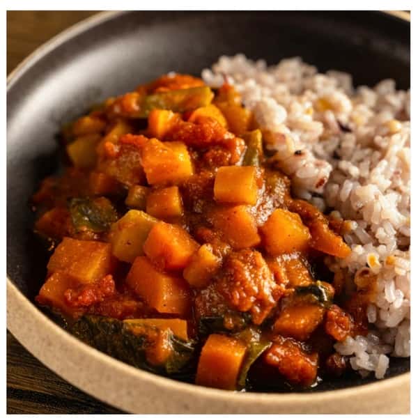 京の八百屋が作る化学調味料無添加惣菜＜季節野菜のトマトカレー＞旬の京都産農薬・化学肥料不使用野菜たっぷり