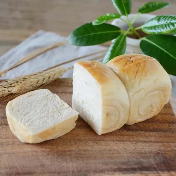 乳・卵不使用＜国産小麦のおとうふパンdeミニ食パン＞ 神戸のお豆腐でもちもち食感