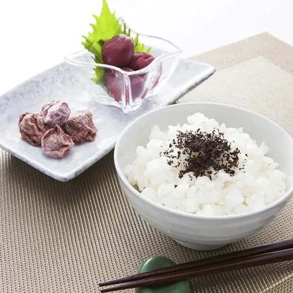 保存料・着色料・化学調味料不使用の梅&紫蘇＜ふりかけ＞梅の旨みと香りをたっぷり吸ったご飯のお供