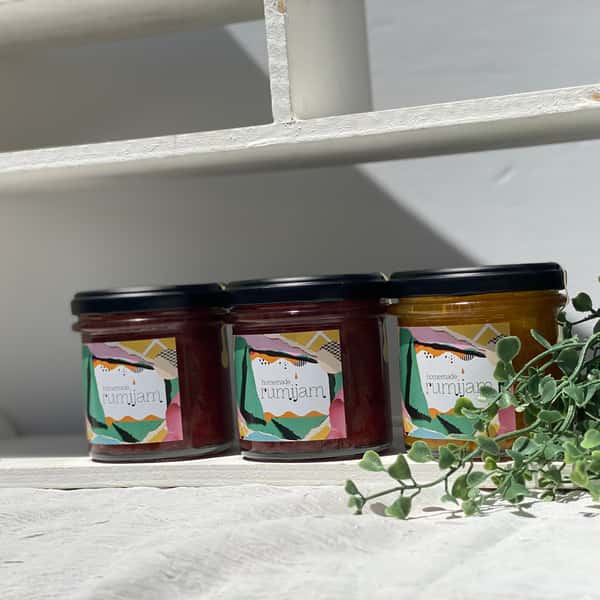 保存料・着色料無添加の手作りなしジャム香りや果肉感をひと口でそのまま味わう贅沢仕立て