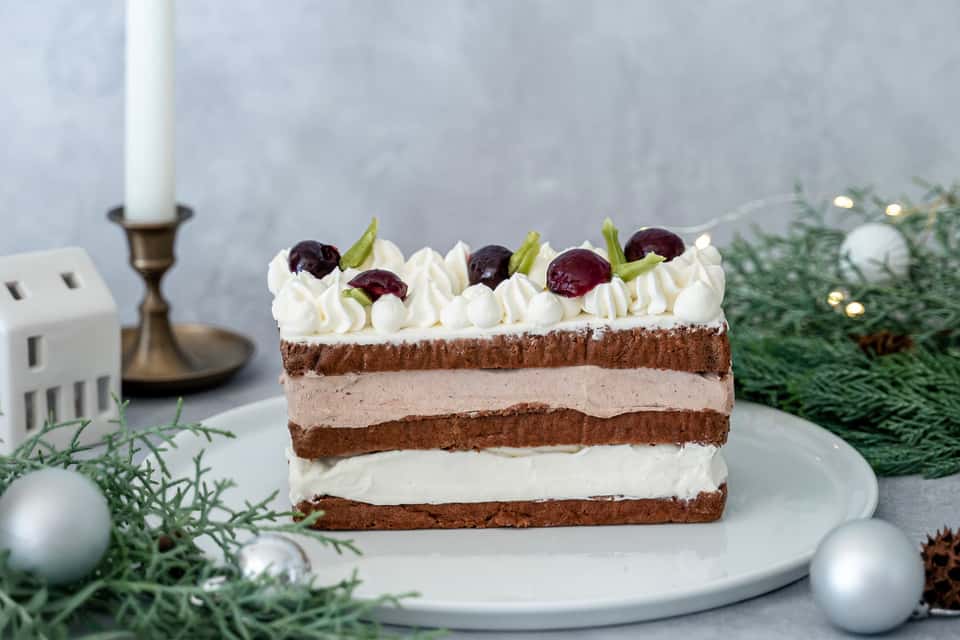 クリスマスケーキ・シュトレン 背景