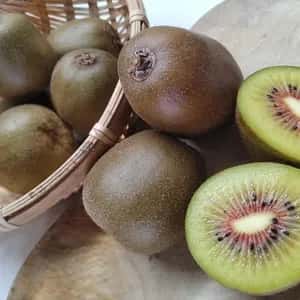 【無農薬栽培】紅芯キウイ（紅妃）
