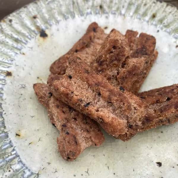 祖母山の清らかな水で育てた自然栽培＜黒米おかき＞米油と海塩だけで仕上げた素朴な味わい