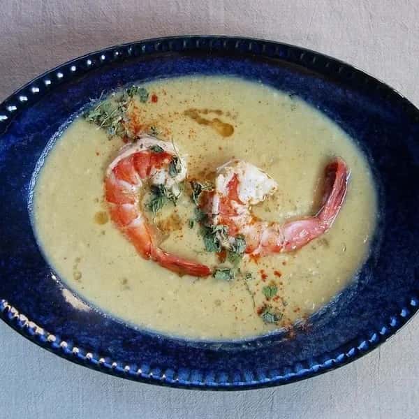 無農薬・無化学肥料で育った白茄子使用＜エビと白茄子のクリームカレー＞ココナッツとカシューナッツのまろやか仕立て