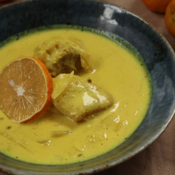 千葉県産〈完熟ライムのチキンカレー〉樹上で熟したタヒチライム使用