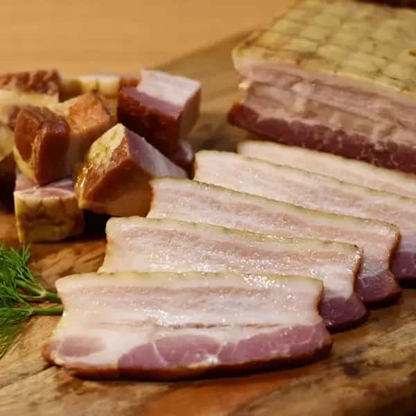 お肉と塩だけ＜BIOベーコン＞独自製法完全無添加・自然放牧フランス産豚・長期熟成天日海塩