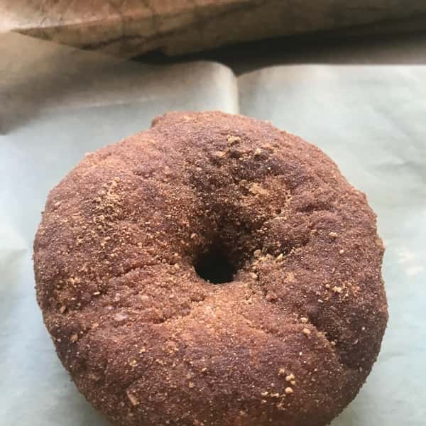 卵・乳製品不使用ドーナツ＜オーガニックシナモン＞スパイス香る素朴な味わい