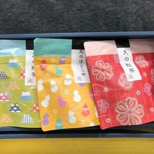 紅茶と緑茶とほうじ茶の３種ティーバック和柄ギフト  [無農薬・無化学肥料栽培]