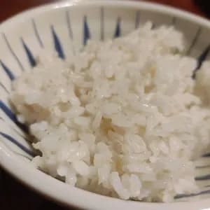 農薬・化学肥料不使用＜はざかけ天日米コシヒカリ＞アルプスの雪解け水や自然が育む深い旨味と甘味でおにぎりやお弁当に◎のレビュー