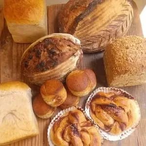 国産小麦の石窯パン＜おまかせセット＞カンパーニュ・全粒食パン・北欧シナモンロールなど詰め合わせの口コミ・レビュー(あさひさん)