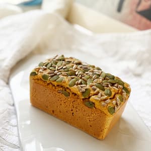 グレインフリーケーキブレッド【白練り胡麻＆シード】穀物・小麦・米粉・白砂糖・乳製品不使用