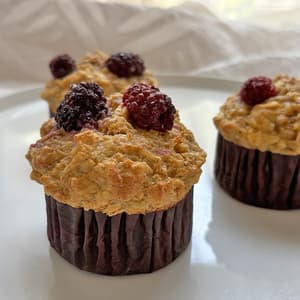 【ベイクドオーツマフィン＊バナナ＆フレッシュブラックベリー】