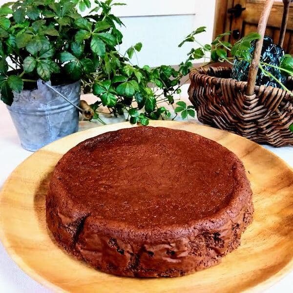 農薬不使用米粉と有機素材で手作り＜完熟バナナ香る濃厚ガトーショコラ＞小麦・乳・添加物不使用のオーガニックスイーツ