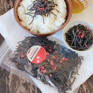 【体に優しい無添加の塩昆布：紀州産梅味】じっくり炊き上げた素朴なお味の塩昆布の口コミ・レビュー(だださん)