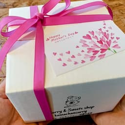 母の日限定 |  ありがとうを伝える特別ラッピング承ります