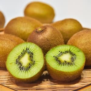 【無農薬・無肥料栽培】キウイフルーツ(ヘイワード)【三重県熊野市産】の口コミ・レビュー(Snowさん)