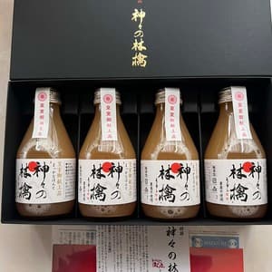 皇室献上品　神々の林檎　180ｍｌ　４本セット　手提げ袋付き