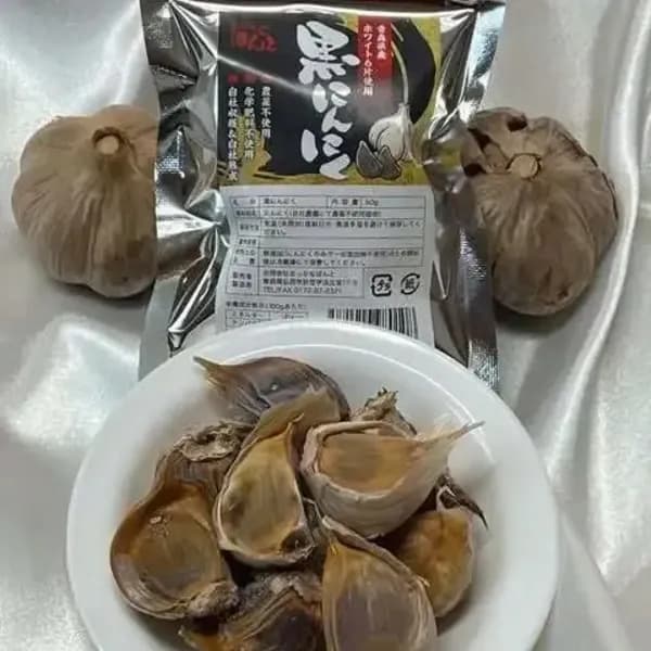 黒にんにく（ホワイト6片・農薬不使用）
