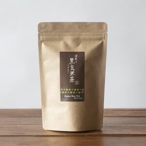 農薬・化学肥料不使用のコシヒカリをじっくり焙煎＜深煎り黒玄米茶＞【送料込・ポスト投函】