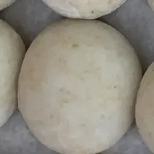 手作りでやわらかい＜生の玄米もち＞無農薬無施肥の自然栽培もち米【ヒヨクモチ】12/27(金)の限定出荷分になります。 前々日の水曜日までの受付になります。 数量限定ですので、どうぞ宜しくお願い致します