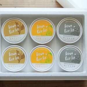 宮崎県産自然農法玄米の無添加アイス <玄米プレーン・日向夏＆レモン・ しも農園さんの黒ごま>