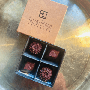 【ご予約限定品】宮崎ボンボンショコラ（塩キャラメル＆コーヒー）｜無添加チョコレート（2種×2粒入）の口コミ・レビュー(ティガーさん)