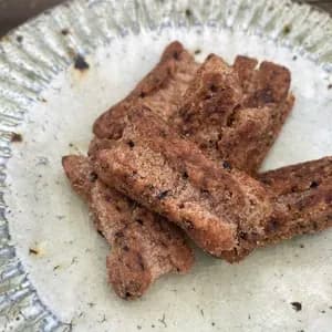 祖母山の清らかな水で育てた自然栽培＜黒米おかき＞米油と海塩だけで仕上げた素朴な味わいの口コミ・レビュー(ひなさん)