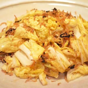 白菜と海苔ちりめんのサラダ