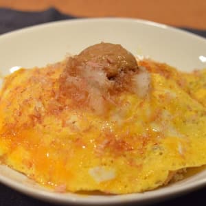 きのこと厚揚げのかつおご飯オムライス