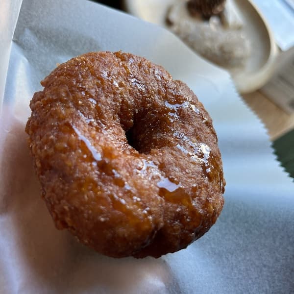 卵・乳製品不使用ドーナツ＜メープル＞古代小麦と自家製甘酒のやさしい甘み